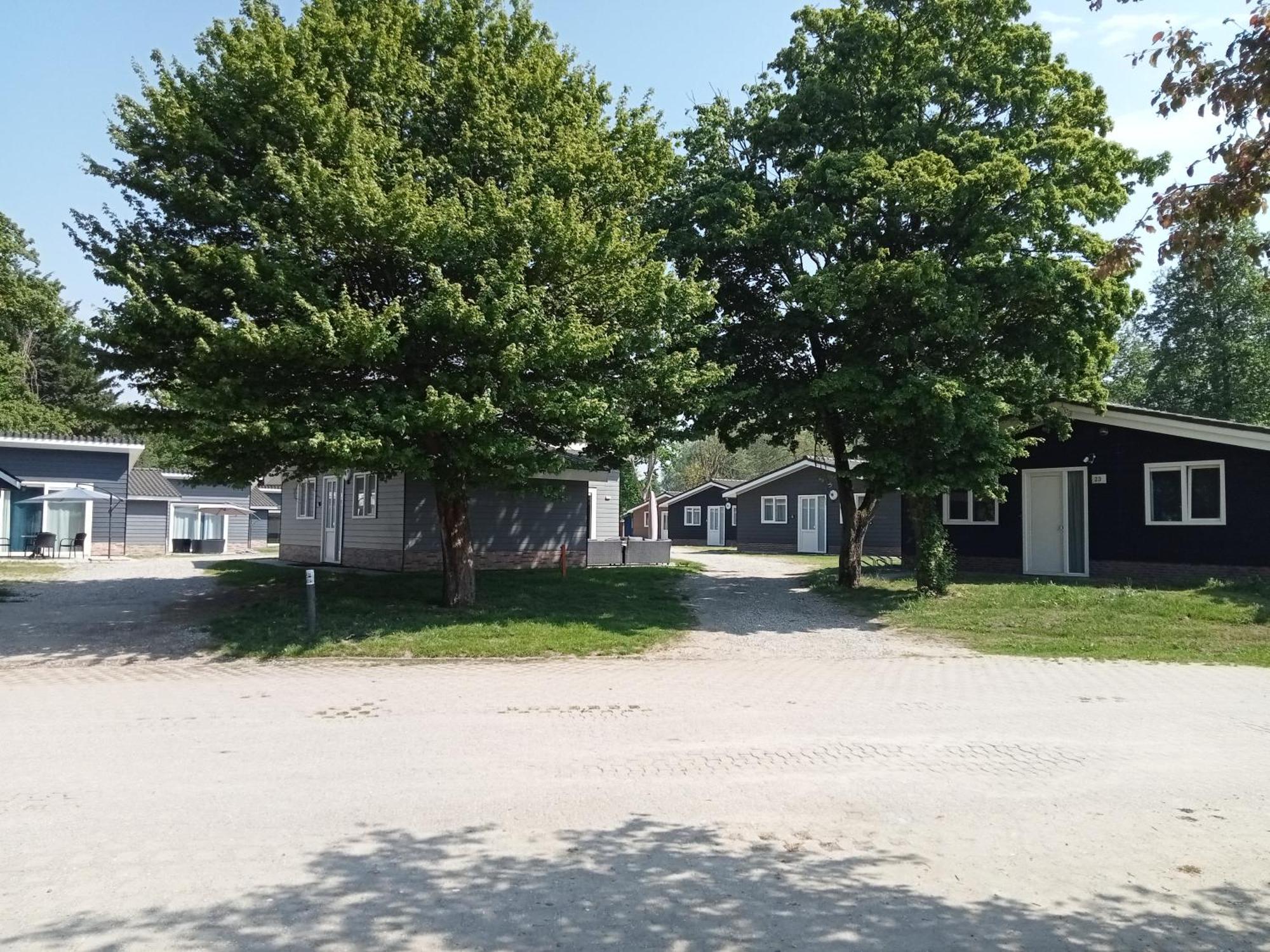 Domstad Resort Utrecht Vakantiewoningen ภายนอก รูปภาพ